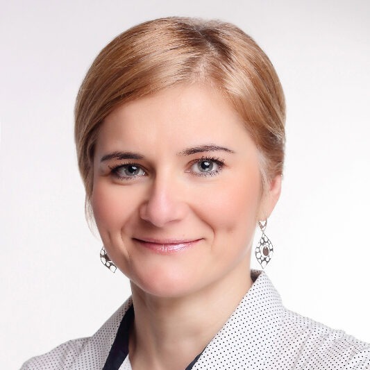 PhDr. Zuzana Oravcová